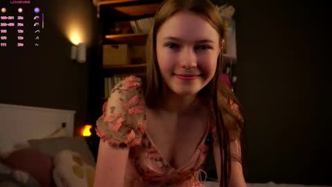 Snapshot of angelabalay chatting on 01.09.26 Mary online show from 01.09.26