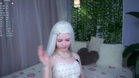 Snapshot of angelabalay chatting on 03.06.26 Mary online show from 03.06.26