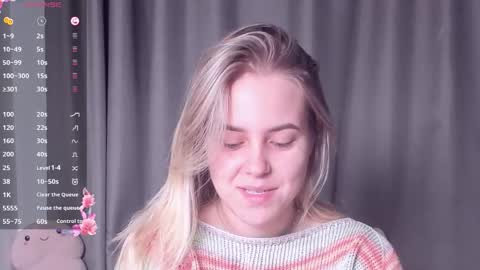 Snapshot of angelanty chatting on 10.17.25 Darsi Anty online show from 10.17.25