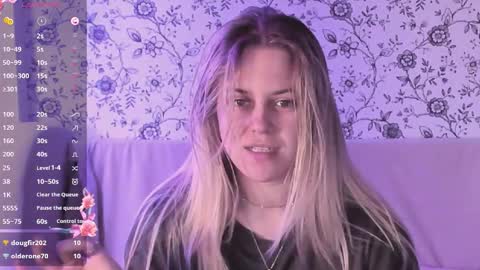 Snapshot of angelanty chatting on 01.12.26 Darsi Anty online show from 01.12.26