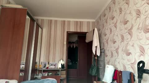 Angel online show from 04.09.26