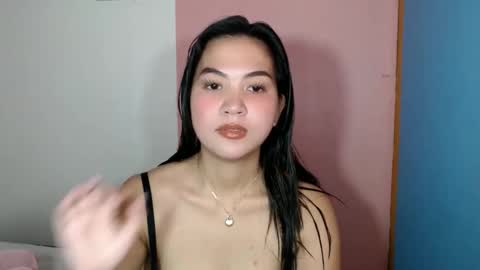 angel- i am new here please do understand that i only get naked on private room thank you online show from 09.11.25