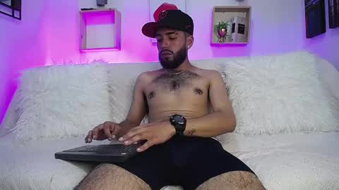 Snapshot of angelbacker chatting on 12.06.24 Angel online show from 12.06.24