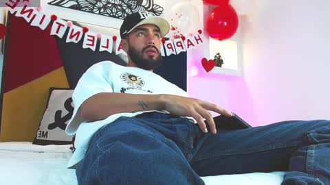 Snapshot of angelbacker chatting on 02.05.25 Angel online show from 02.05.25