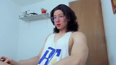 Angel Bennet online show from 02.18.25