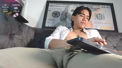 Snapshot of angelbianchi chatting on 12.17.24 Angel Bianchi online show from 12.17.24