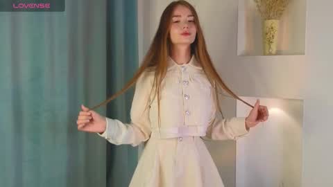 angelcryforme online show from 10.04.25