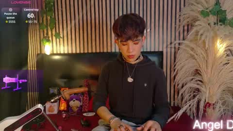 Angel dust online show from 03.15.26