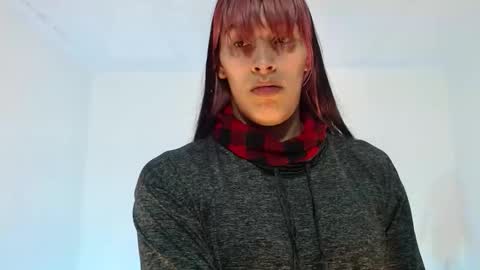 angele online show from 10.15.25