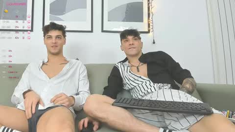 Snapshot of angelfrank chatting on 02.10.25 Frankie online show from 02.10.25