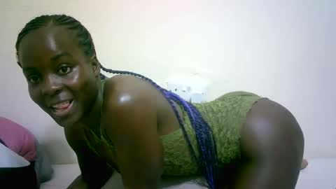 Snapshot of angelgodess30 chatting on 12.20.25 Angle online show from 12.20.25