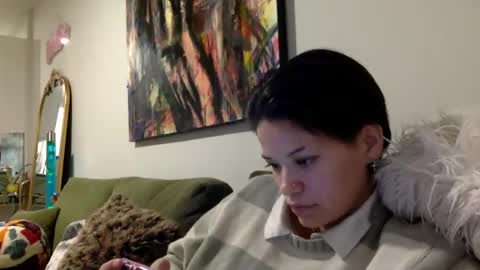 Snapshot of angelia01m chatting on 11.06.25 angelia01m online show from 11.06.25