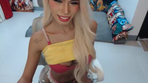 DIVINE ANGEL online show from 12.14.25