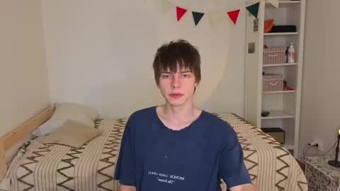 Snapshot of angelic_look chatting on 09.09.25 Daniel online show from 09.09.25