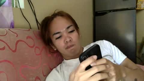 Snapshot of angelic_slutxx chatting on 12.29.24 Yhanna online show from 12.29.24