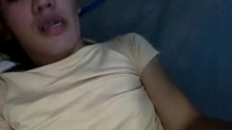 Snapshot of angelic_slutxx chatting on 12.29.24 Yhanna online show from 12.29.24