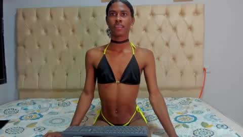 Snapshot of angelica_sexy1 chatting on 02.10.25 angelica_sexy1 online show from 02.10.25
