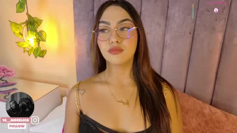 angelicaa_garcia online show from 04.10.26