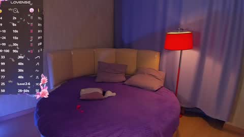 Angelica online show from 12.10.24