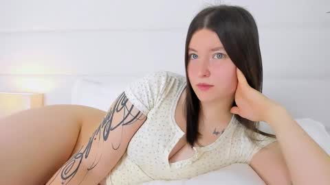 Angelic online show from 09.16.25