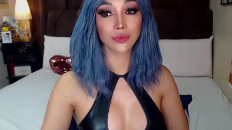 MS. AMALIA online show from 01.14.25