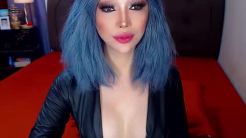 MS. AMALIA online show from 12.21.25