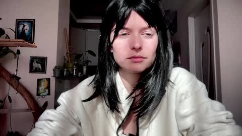 Angelika Rouge online show from 11.03.25