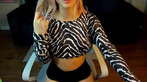 Angelina online show from 04.17.26