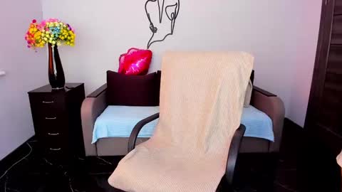 Angelina online show from 03.07.25