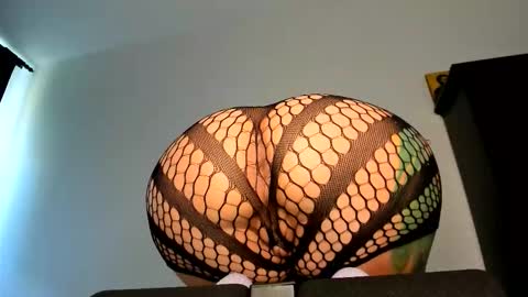 Angelina online show from 10.17.25