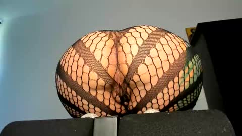 Angelina online show from 10.30.25