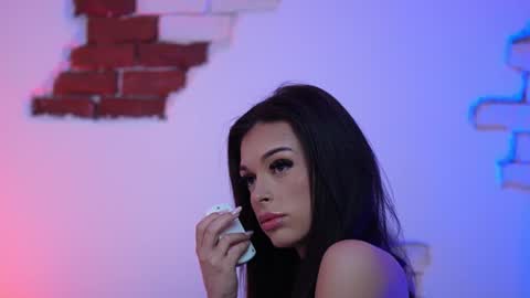 Snapshot of angelinagia chatting on 01.14.25 Angelina online show from 01.14.25