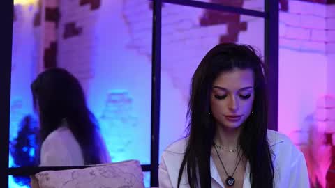 Snapshot of angelinagia chatting on 02.13.25 Angelina online show from 02.13.25