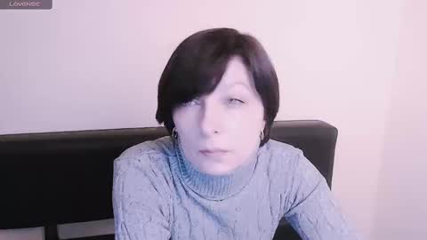 Snapshot of angelinalov_ chatting on 01.15.25 Angelina online show from 01.15.25