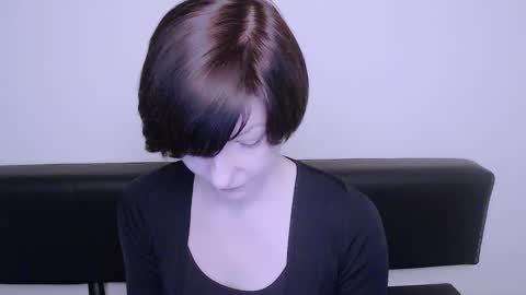 Snapshot of angelinalov_ chatting on 01.18.25 Angelina online show from 01.18.25