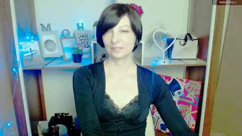 Snapshot of angelinalov_ chatting on 01.23.25 Angelina online show from 01.23.25