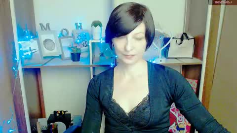 Snapshot of angelinalov_ chatting on 01.23.25 Angelina online show from 01.23.25