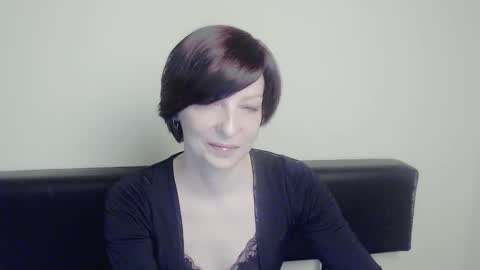 Snapshot of angelinalov_ chatting on 01.30.25 Angelina online show from 01.30.25