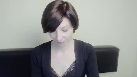 Snapshot of angelinalov_ chatting on 01.30.25 Angelina online show from 01.30.25