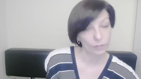 Snapshot of angelinalov_ chatting on 02.01.25 Angelina online show from 02.01.25