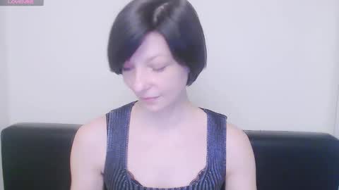 Snapshot of angelinalov_ chatting on 02.04.25 Angelina online show from 02.04.25