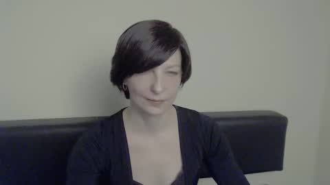 Snapshot of angelinalov_ chatting on 02.06.25 Angelina online show from 02.06.25