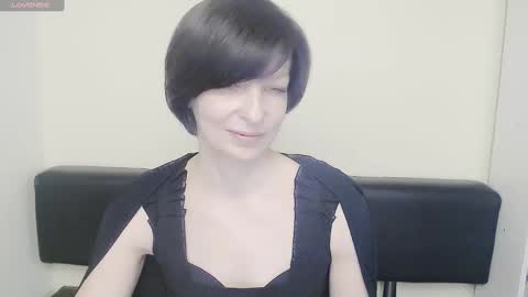 Snapshot of angelinalov_ chatting on 02.13.25 Angelina online show from 02.13.25