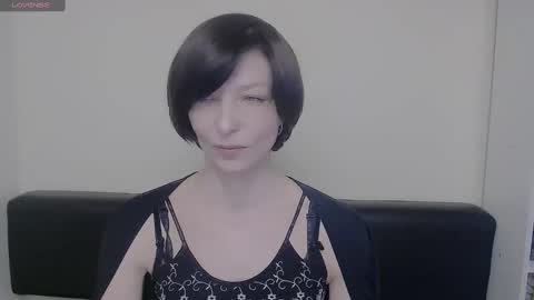 Snapshot of angelinalov_ chatting on 02.19.25 Angelina online show from 02.19.25