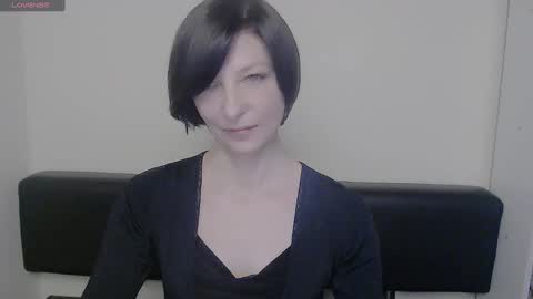 Snapshot of angelinalov_ chatting on 02.20.25 Angelina online show from 02.20.25