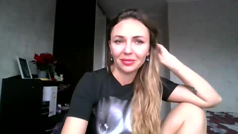 angelinalove28 online show from 11.27.25