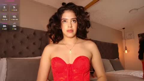 Snapshot of angelinarosss_ chatting on 03.06.25 online show from 03.06.25