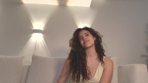 Snapshot of angelinarosss_ chatting on 02.13.26 online show from 02.13.26