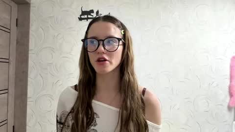 Nika online show from 04.17.26