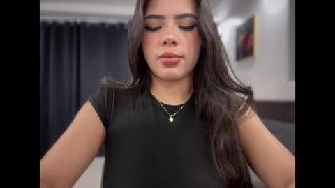 Snapshot of angelinav7 chatting on 07.15.26 Angelina Weiss online show from 07.15.26